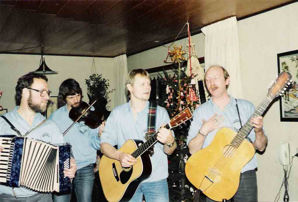 Hold i Nakken anno 1990